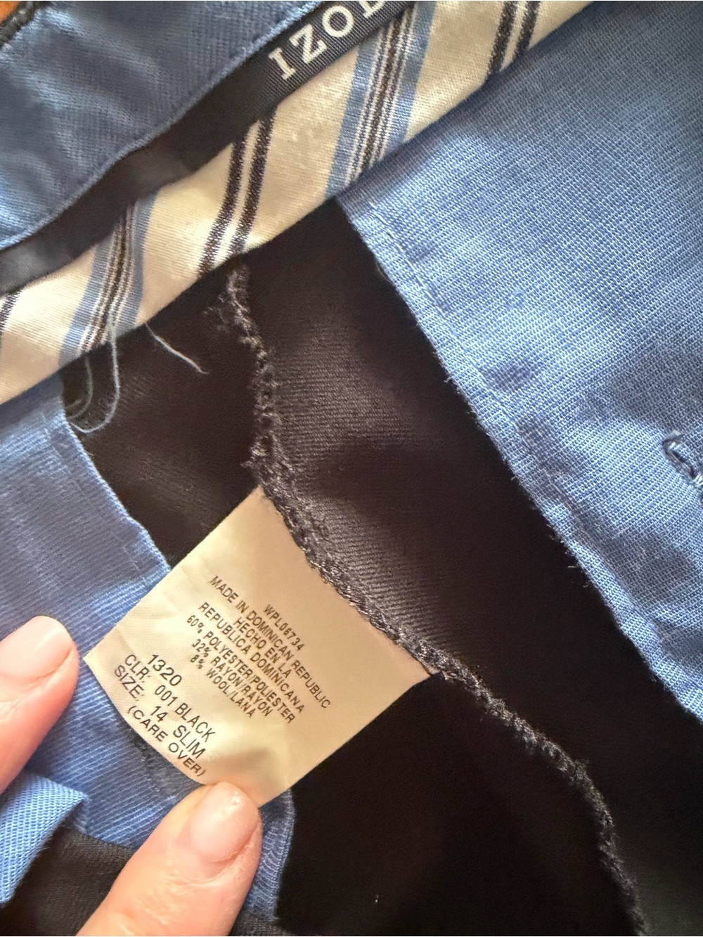 Izod Boys Three Piece Black Suit Size 14 - Picture 13 of 13